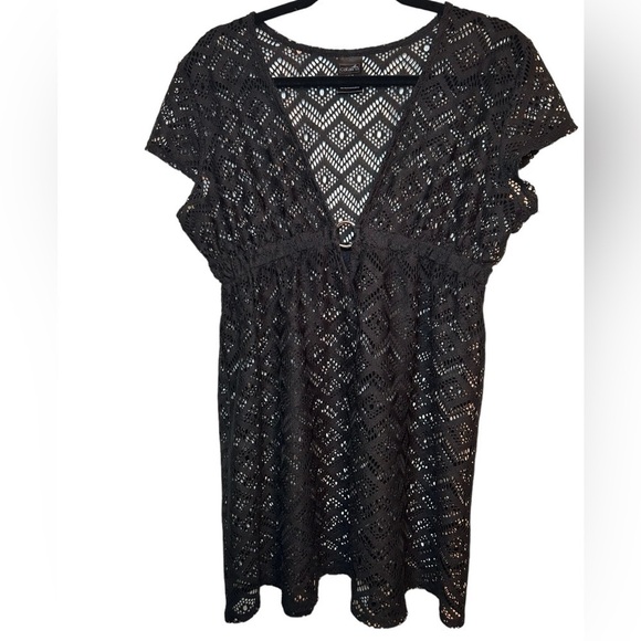 Catalina Swim Laser Cut Cover- Up- Black/ Size Medium (8-10) - Picture 1 of 4